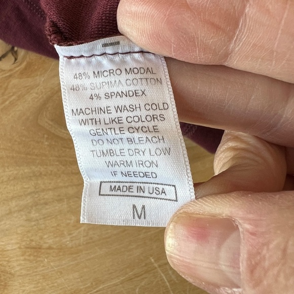 CROWN JEWEL LS TEE SHIRT M CASUAL SOFT STRETCHY CREWNECK PULL ON BURGUNDY - Picture 11 of 11